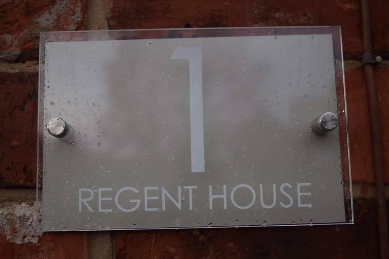 גרימסבי Regent Guest House מראה חיצוני תמונה